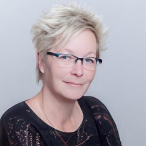 ELBMED-leiterin-controlling-birgit-schewe